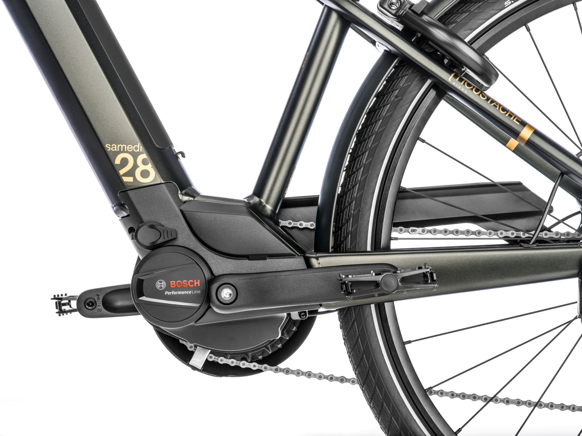 sa28c0747230-samedi-28-7-motor-detail-studio-1-1900x1425 (1)